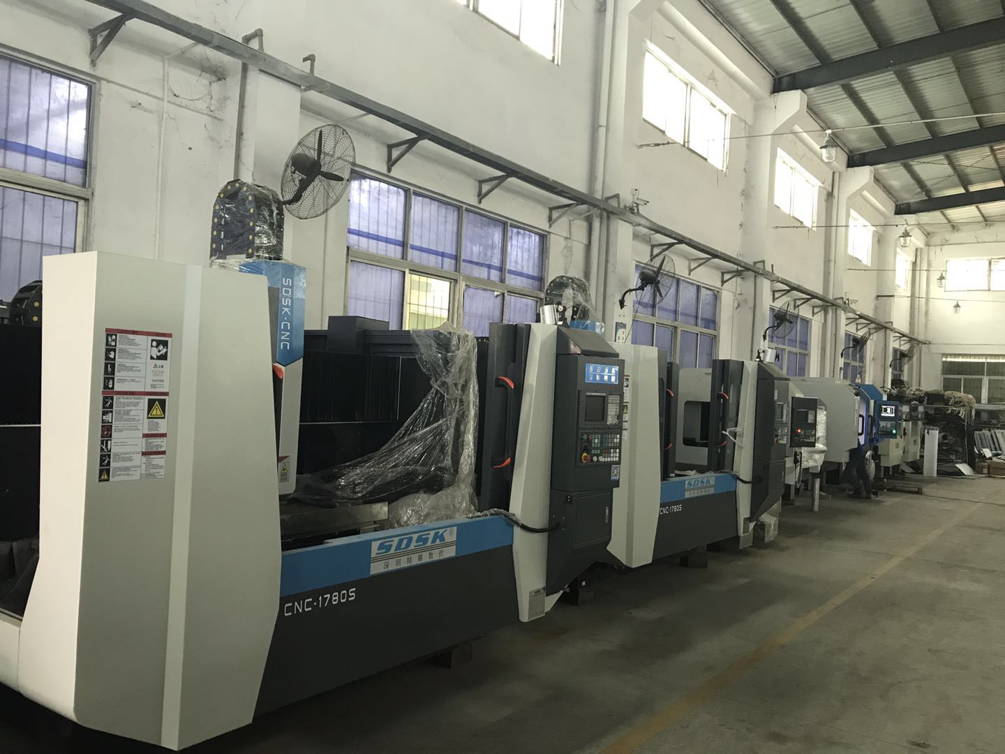 CNC加工中心、雕銑機(jī)和精雕機(jī)三者的區(qū)別有那些