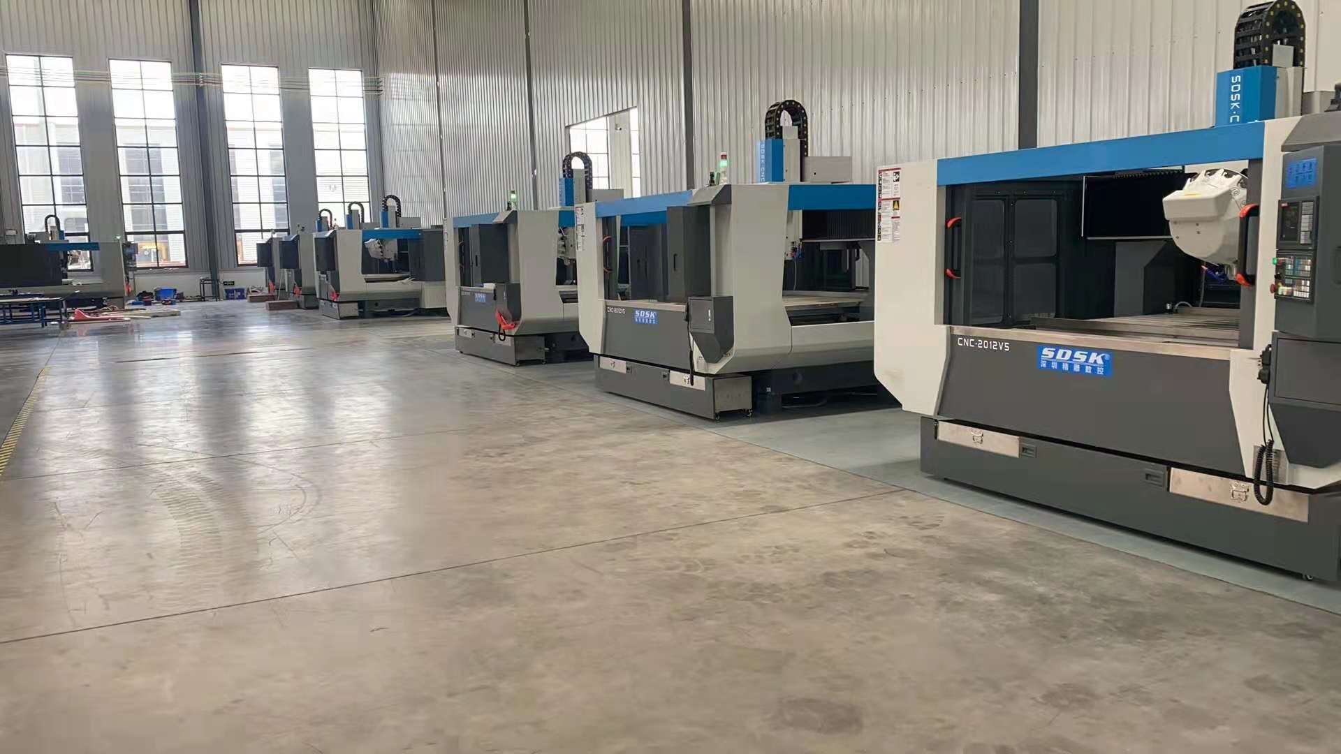 鋁型材加工設(shè)備好嗎？